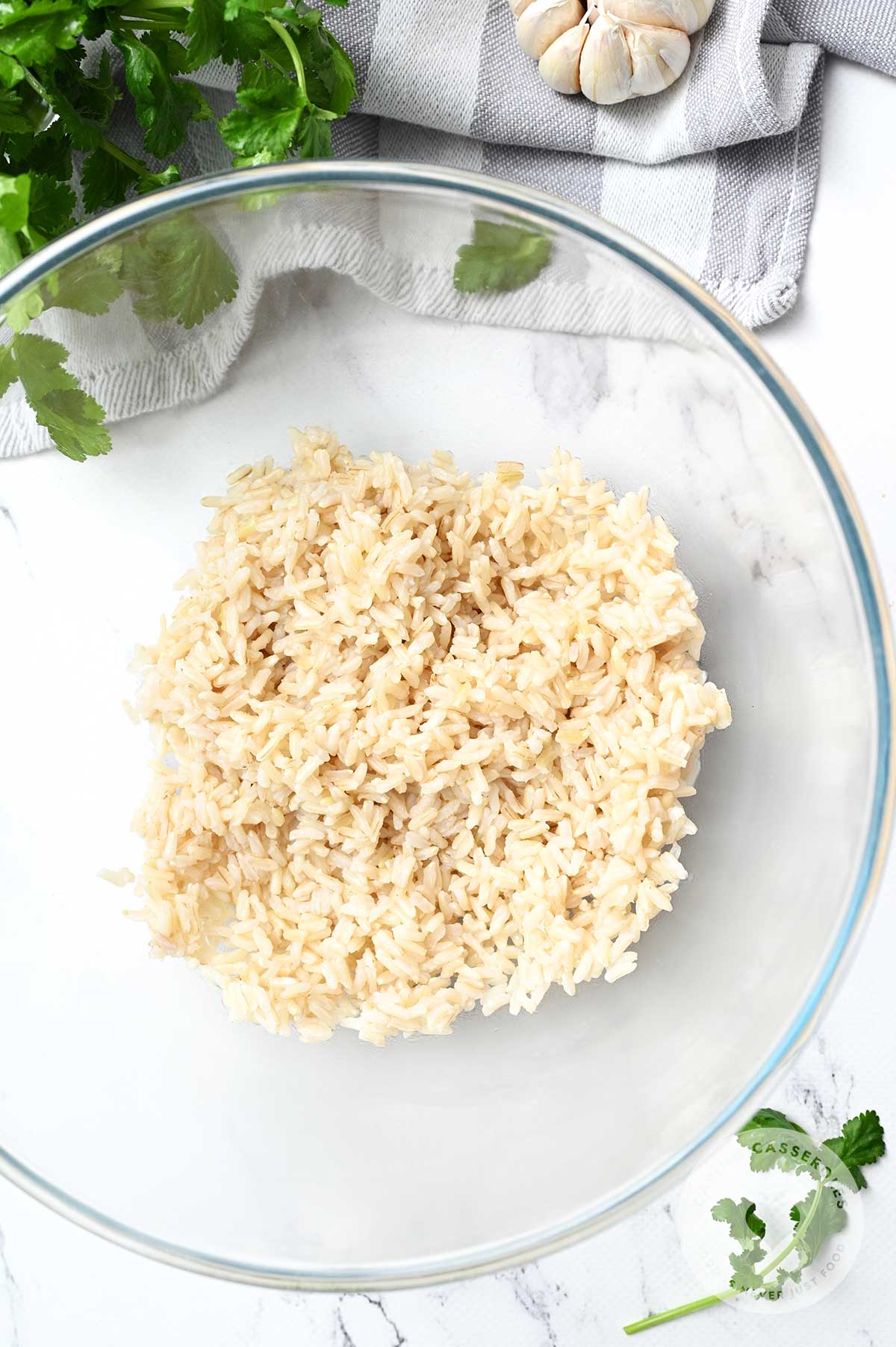 Cooked rice in a bowl.